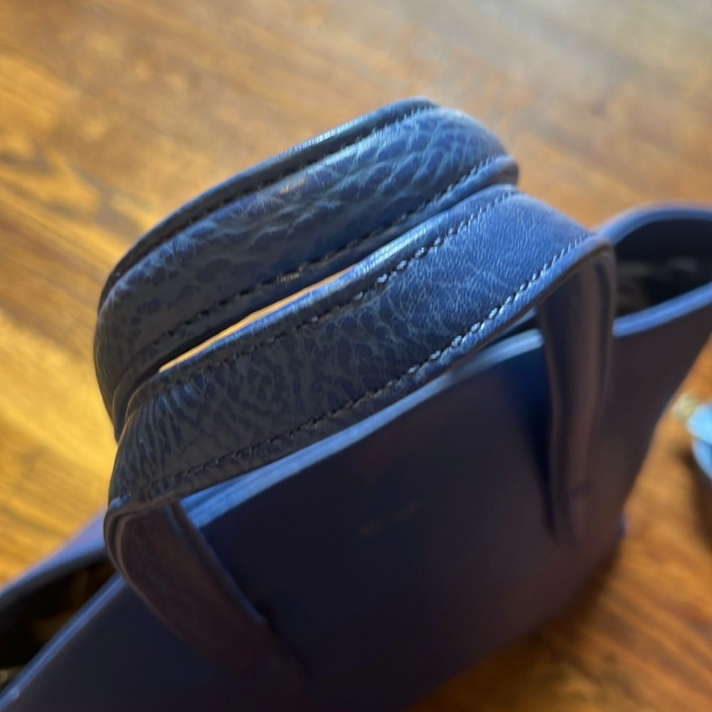 EUC Matt & Nat Cornflower Blue Vegan Leather Recycled Shoulder Purse - Picture 2 of 8